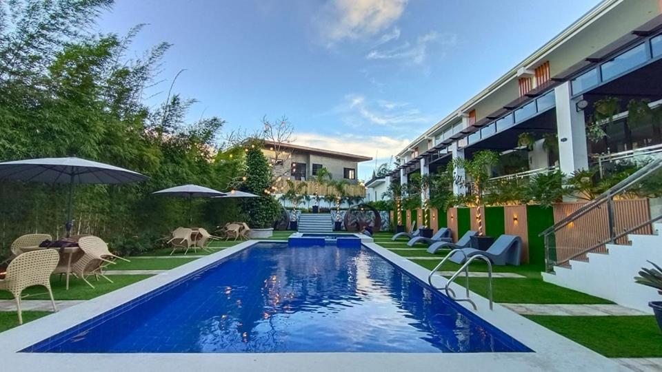 Casa La Silvinas Hotel & Event Resort Tagaytay City Екстериор снимка